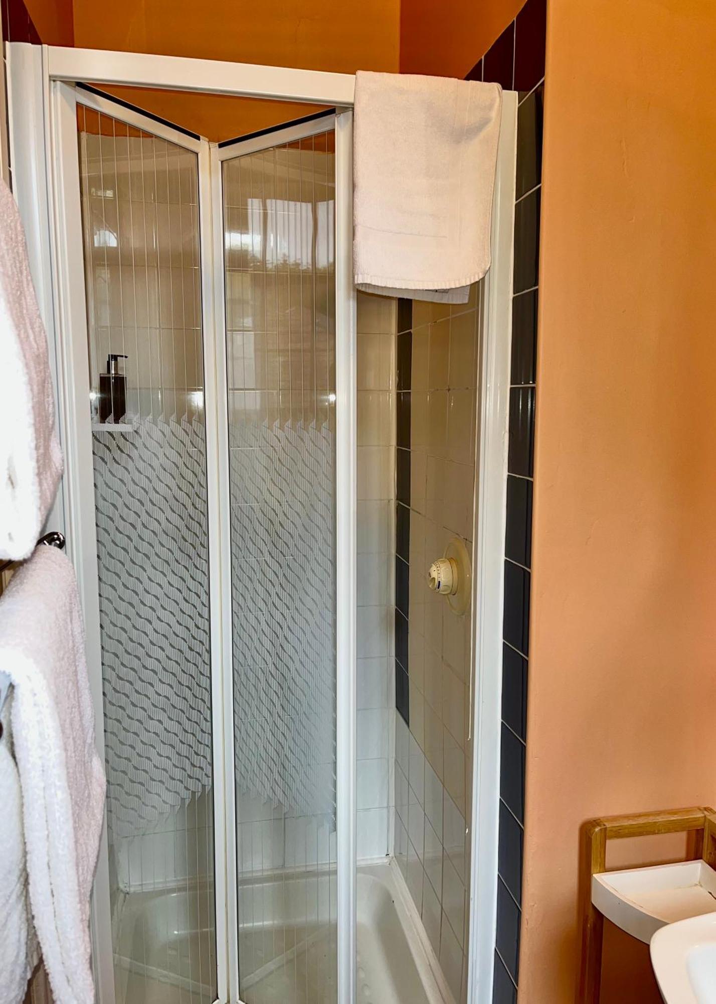 Clone Country House Огрим Екстериор снимка A shower cubicle